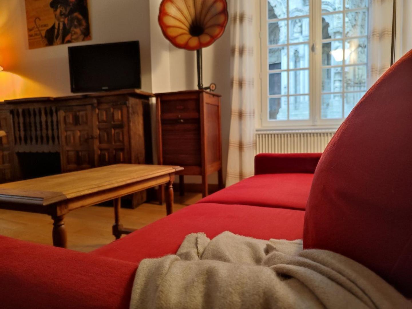 Le Gite De La Cathedrale Apartment Chartres Bagian luar foto