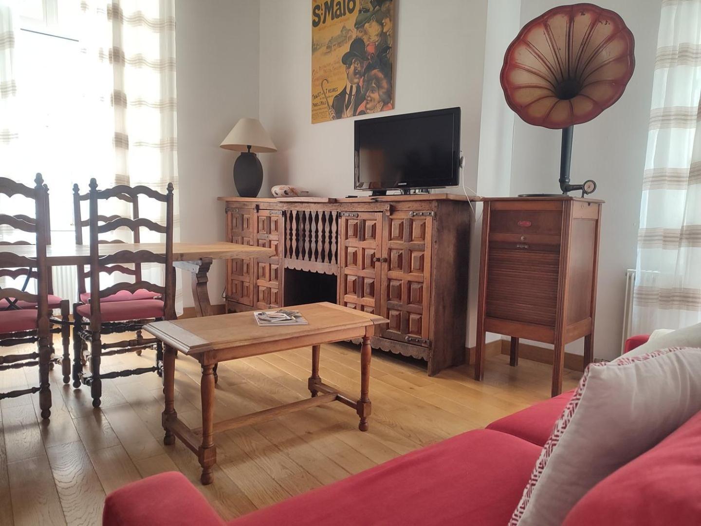 Le Gite De La Cathedrale Apartment Chartres Bagian luar foto